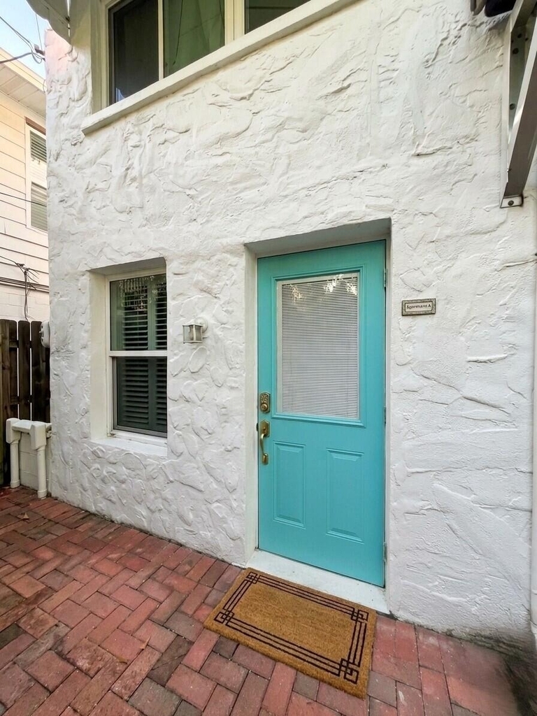 1407 Se 2nd Street - Photo 2