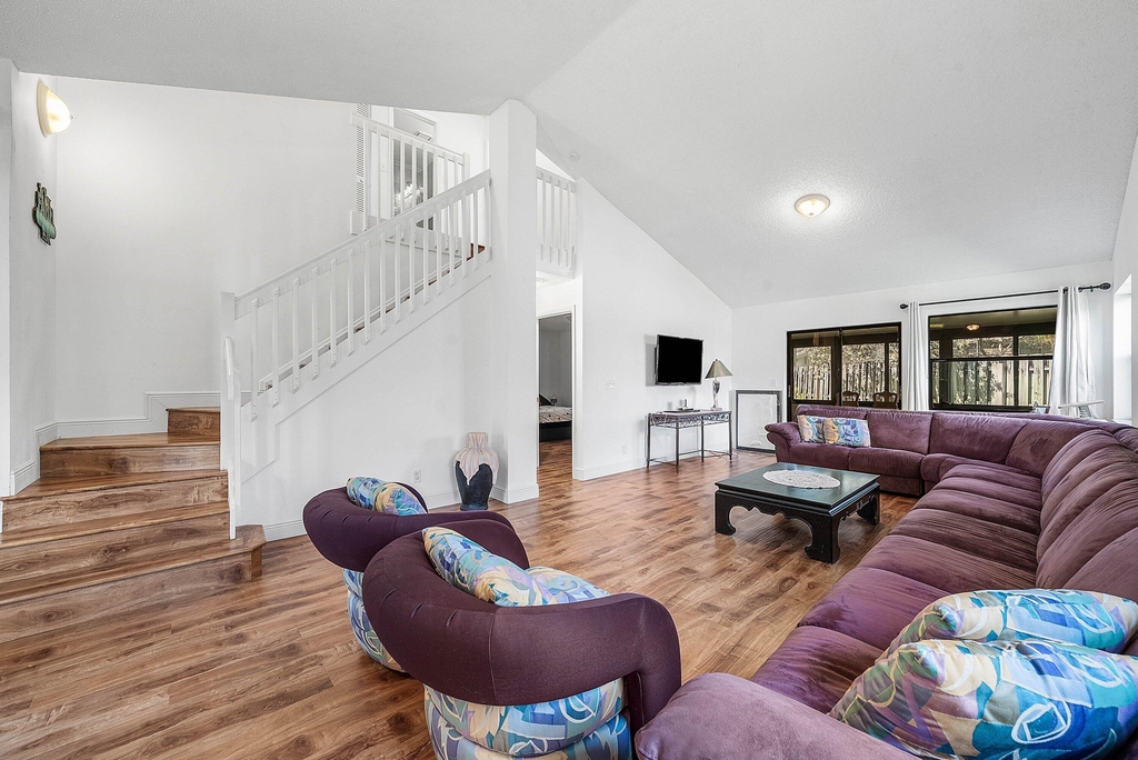 4830 Brighton Lakes Boulevard - Photo 4