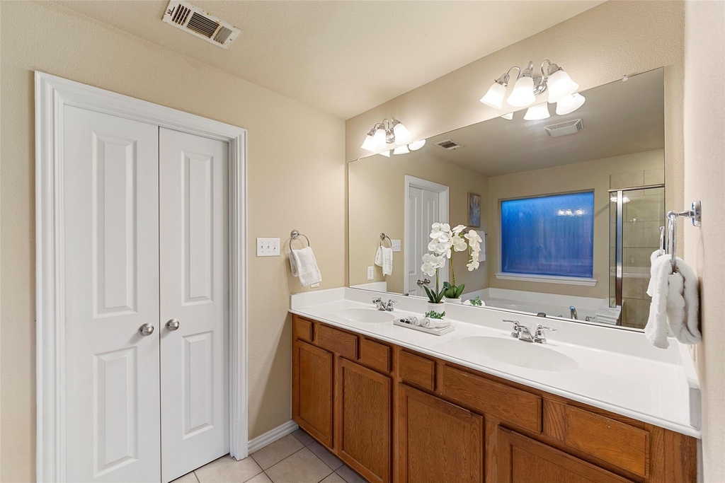 1117 Villa Paloma Boulevard - Photo 19