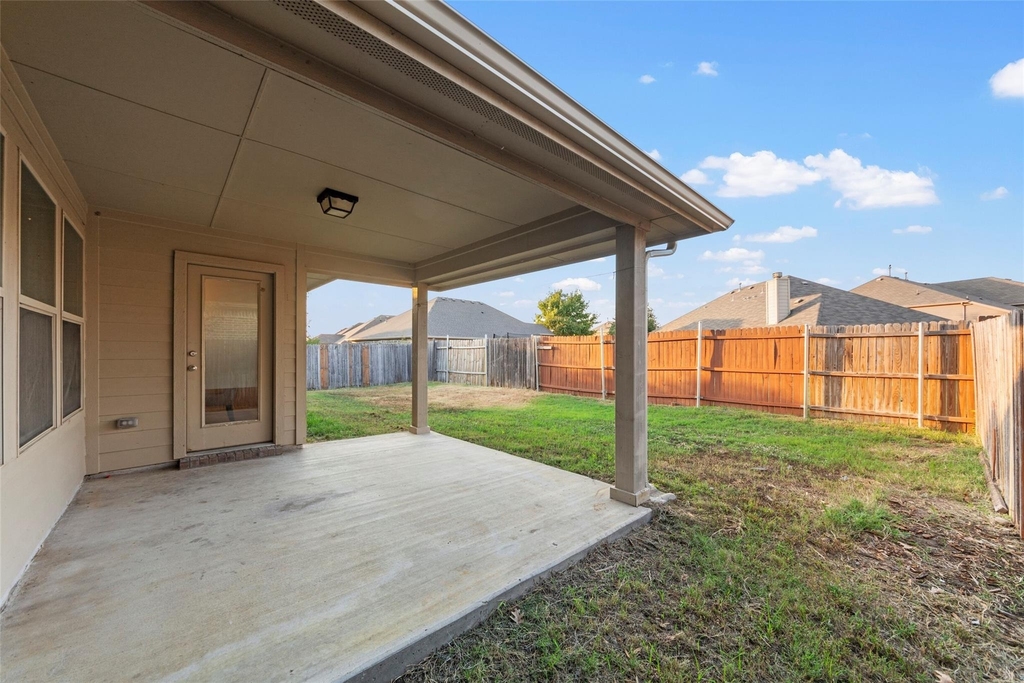 1117 Villa Paloma Boulevard - Photo 31