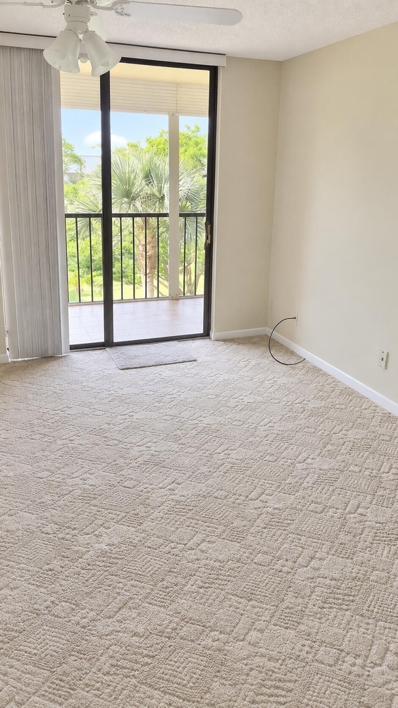 5130 Las Verdes Circle - Photo 19