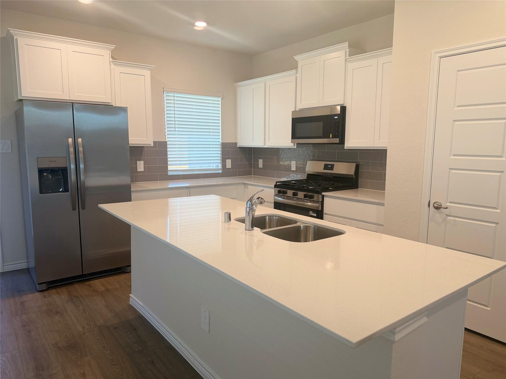 1216 Silent Peak Drive - Photo 7