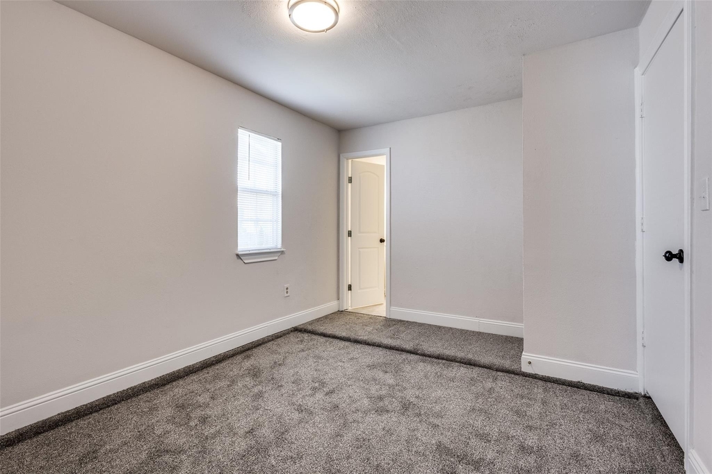 4427 Jenkins Street - Photo 9