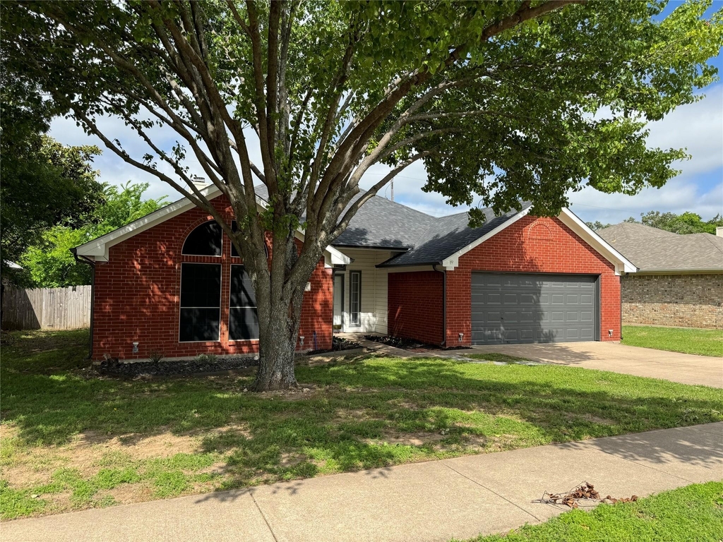 1025 Boardwalk Street - Photo 0