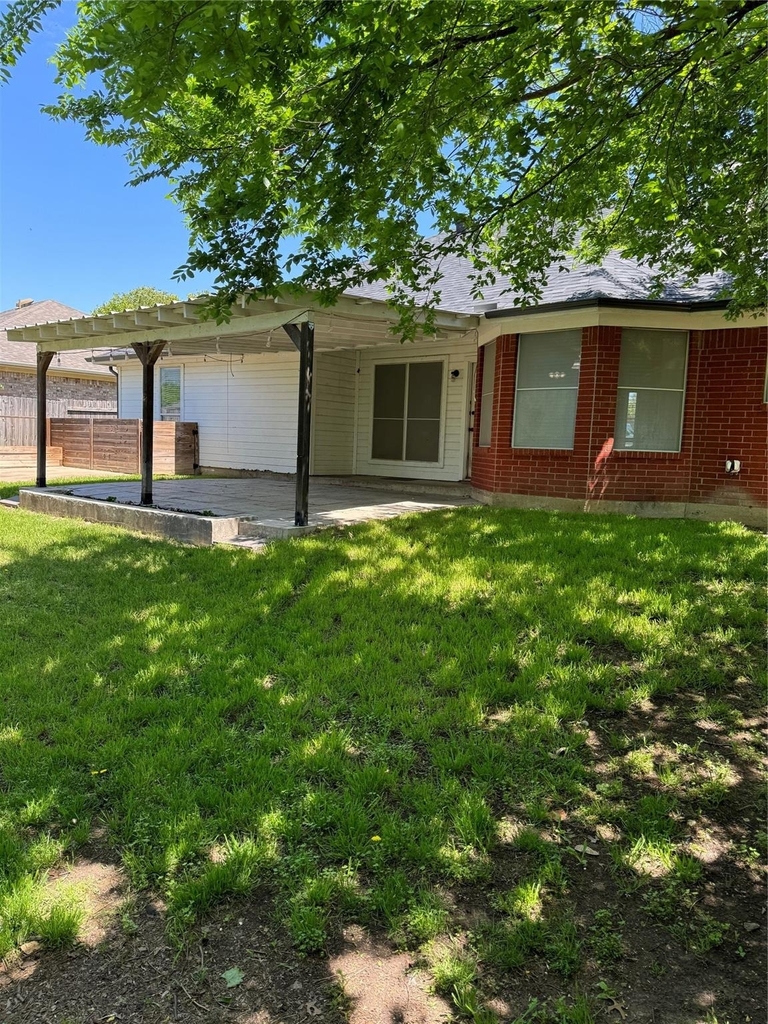 1025 Boardwalk Street - Photo 14