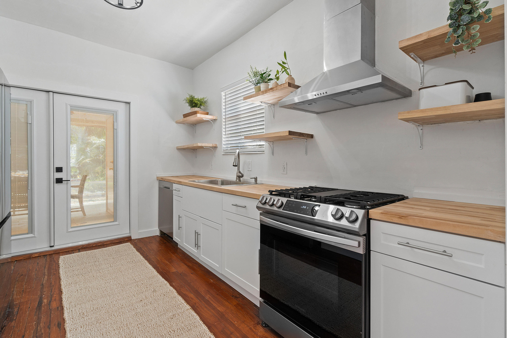 726 N Street - Photo 6