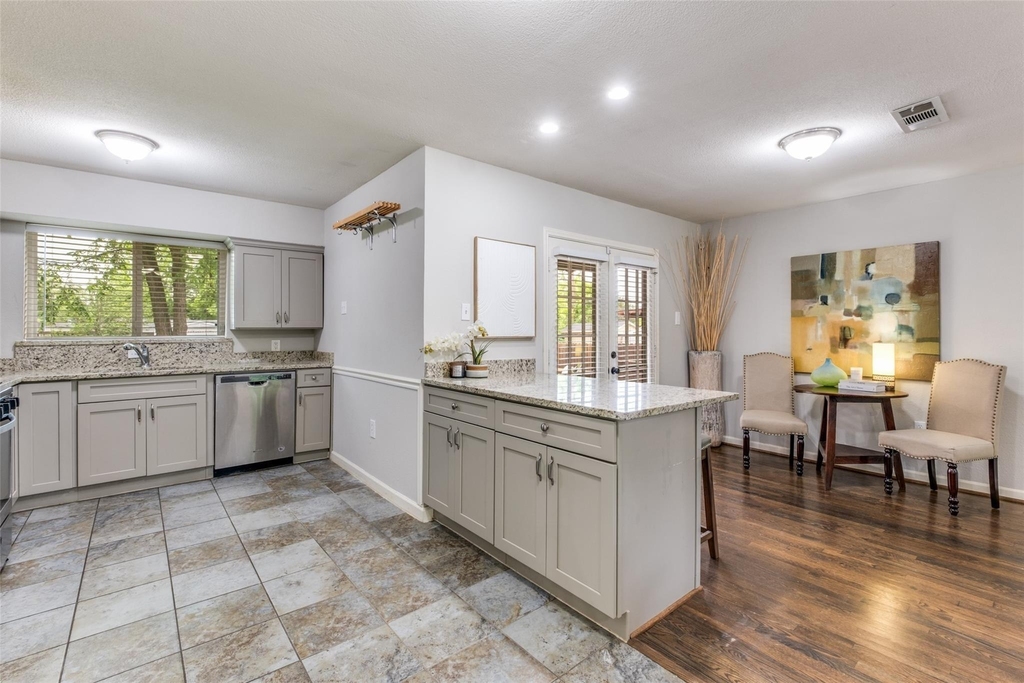 2600 San Marcus Avenue - Photo 12