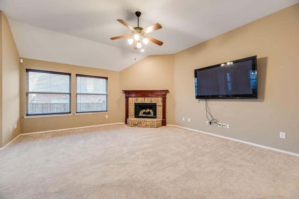 1202 Chestnut Hill Drive - Photo 5