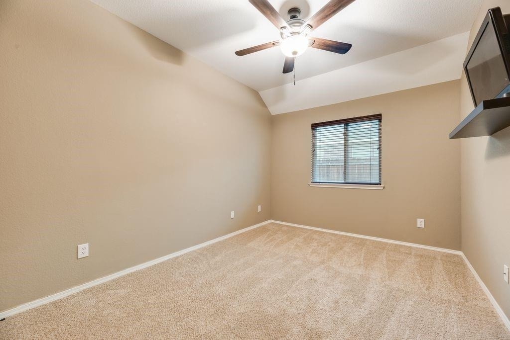 1202 Chestnut Hill Drive - Photo 21