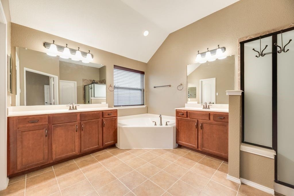 1202 Chestnut Hill Drive - Photo 18