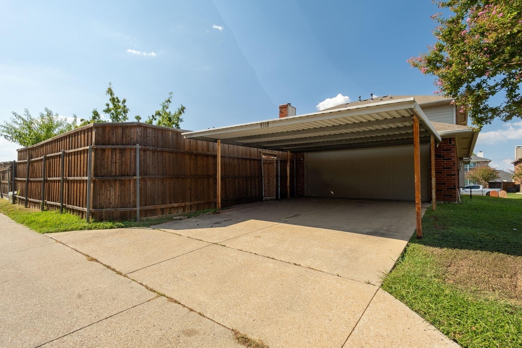 9118 Barton Creek Drive - Photo 21