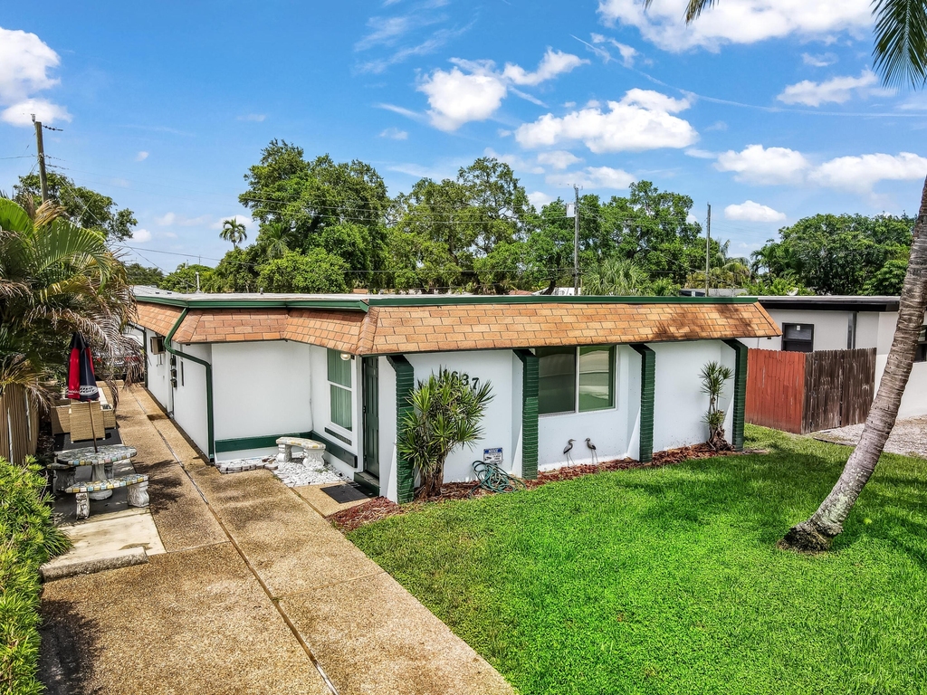 1637 Taft Street - Photo 10