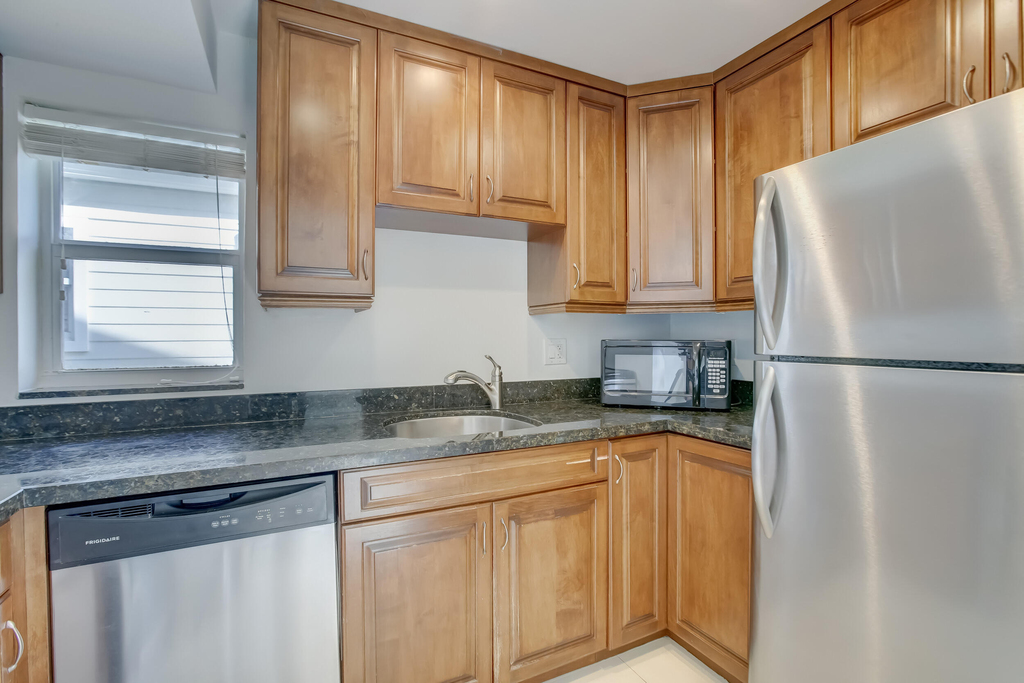 800 Sw 4th Avenue - Photo 16