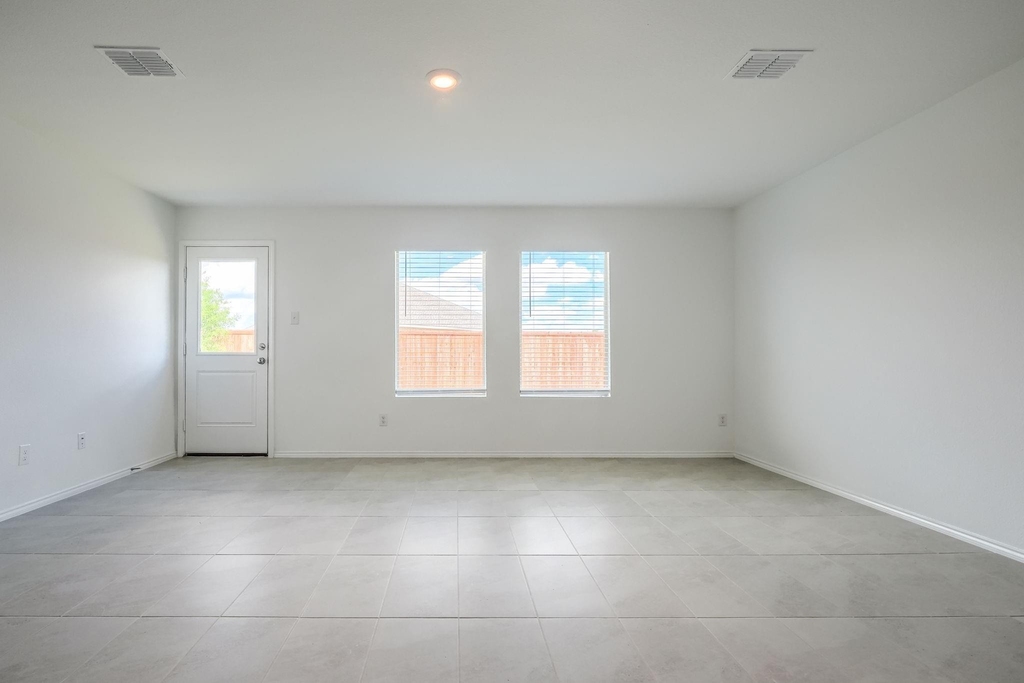 1313 Vattier Street - Photo 13