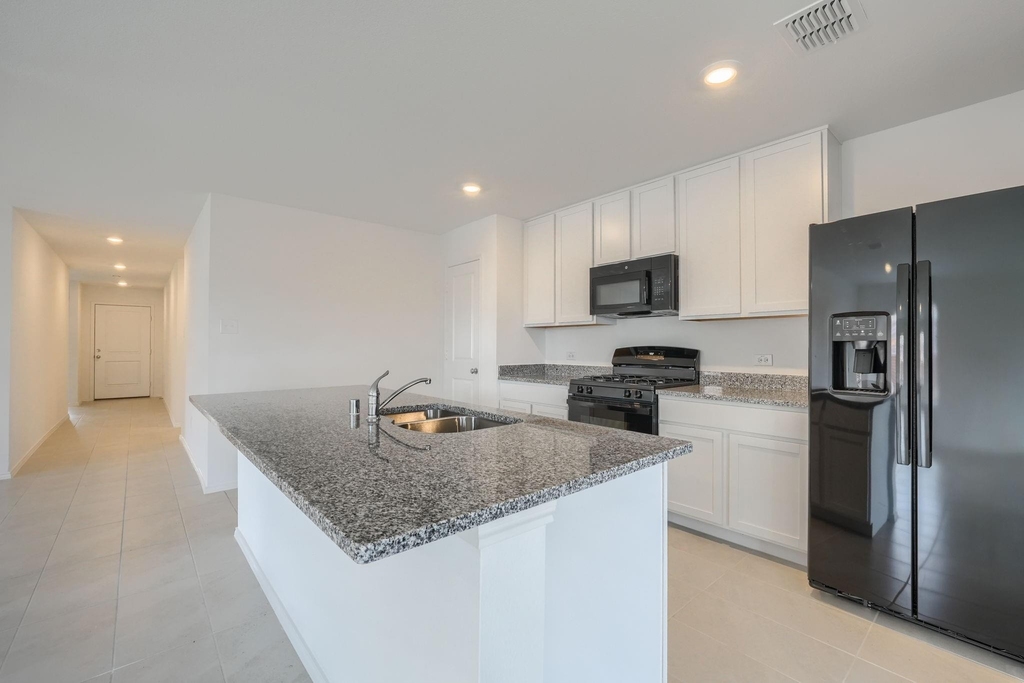 1313 Vattier Street - Photo 6