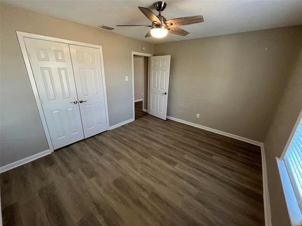 1843 Greendale Drive - Photo 16