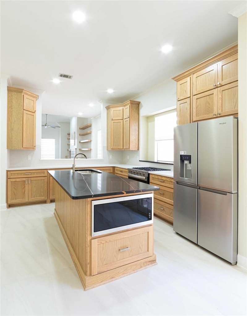 6080 Thursby Avenue - Photo 8