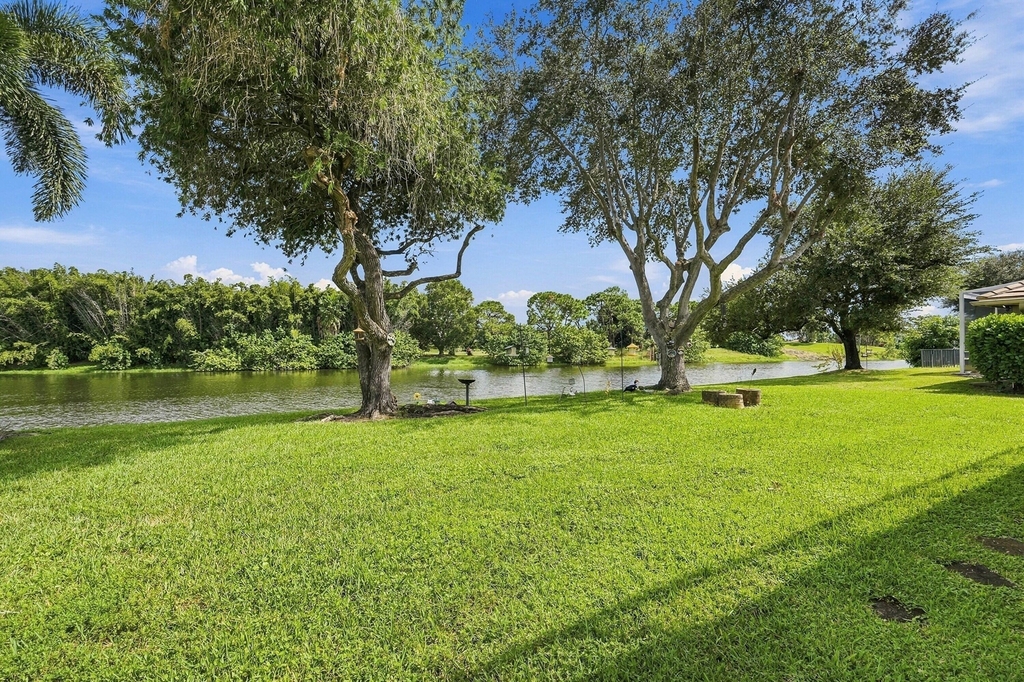 1720 Corsica Drive - Photo 40
