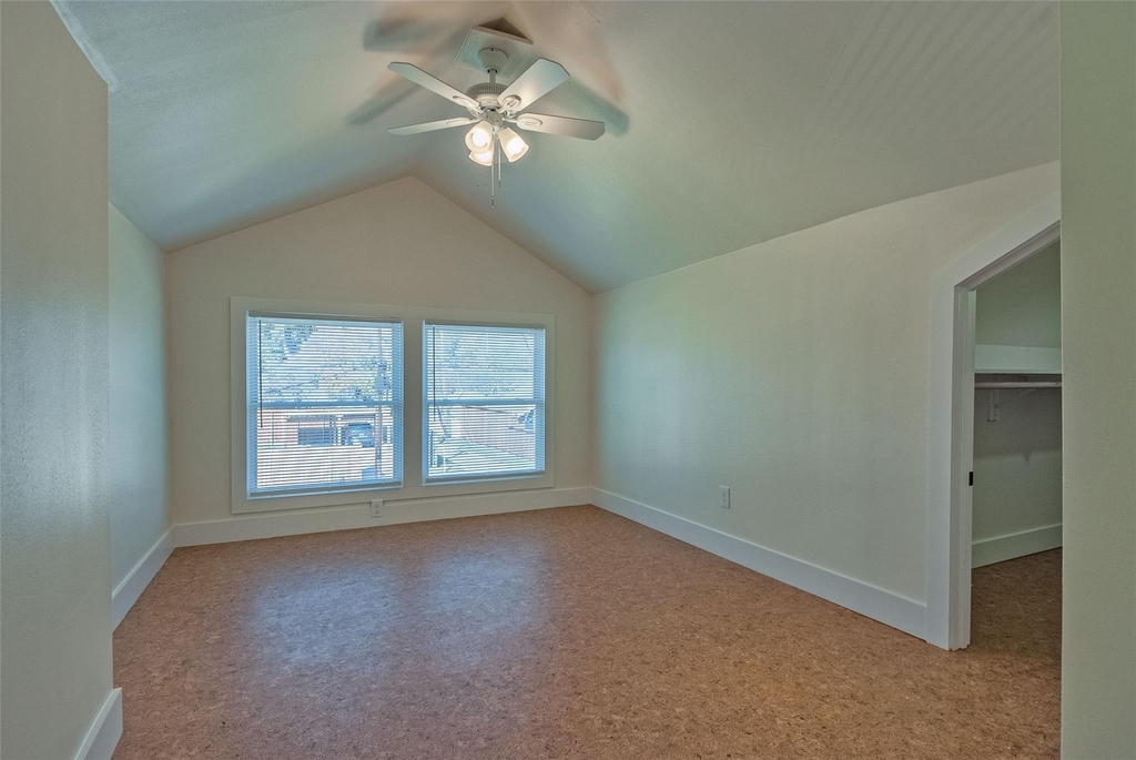 5336 Junius Street - Photo 15