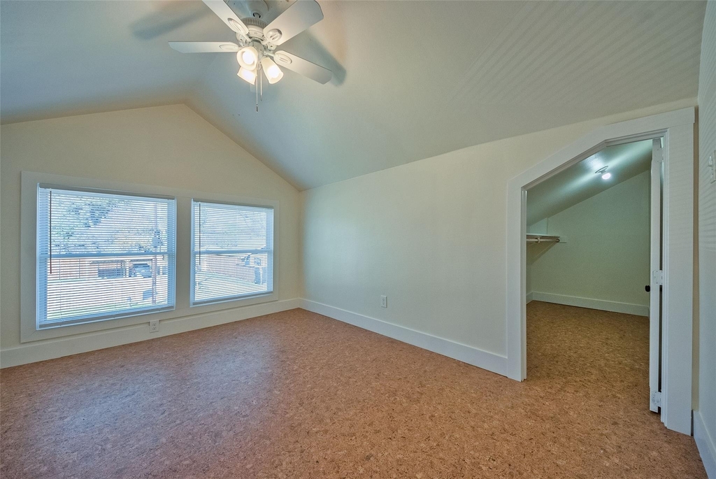 5336 Junius Street - Photo 16