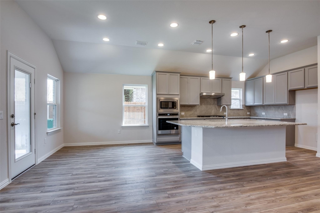 3108 Moldboard Drive - Photo 4