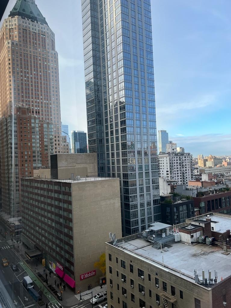 West 52nd Street /  8th Avenue - Photo 9