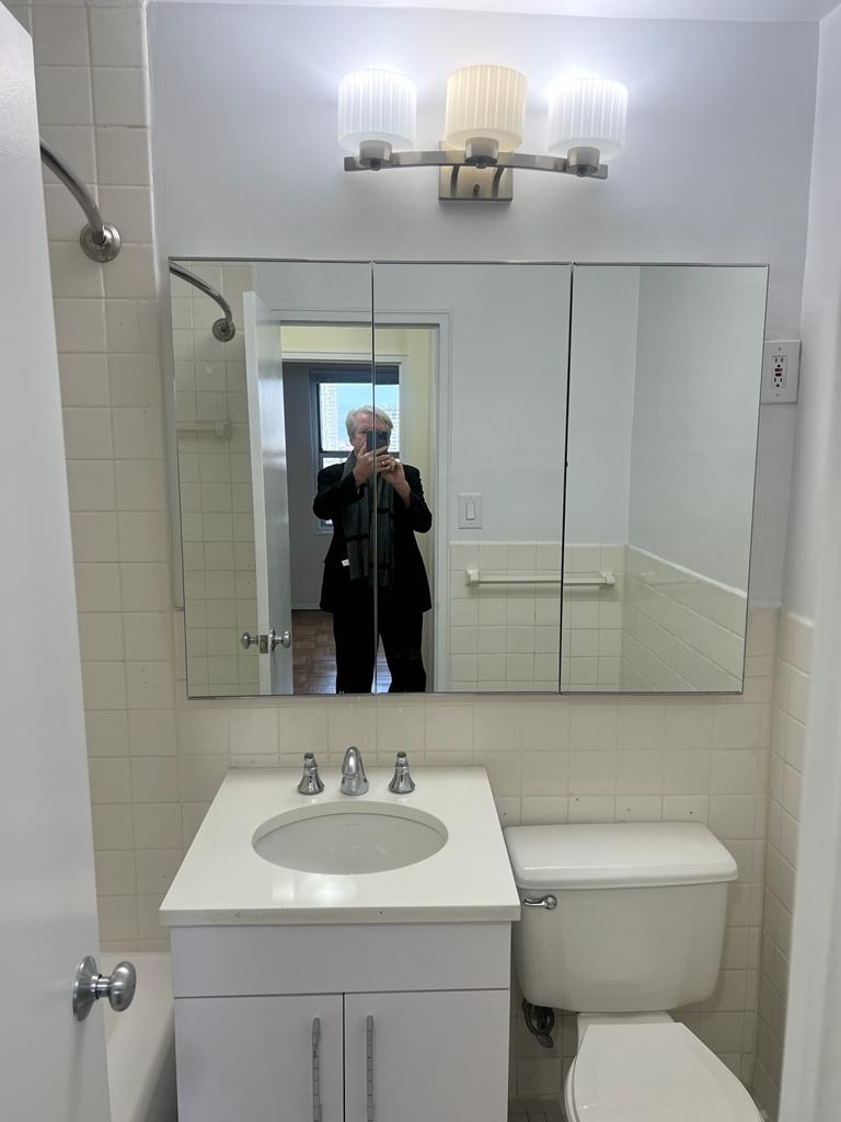 West 52nd Street /  8th Avenue - Photo 1