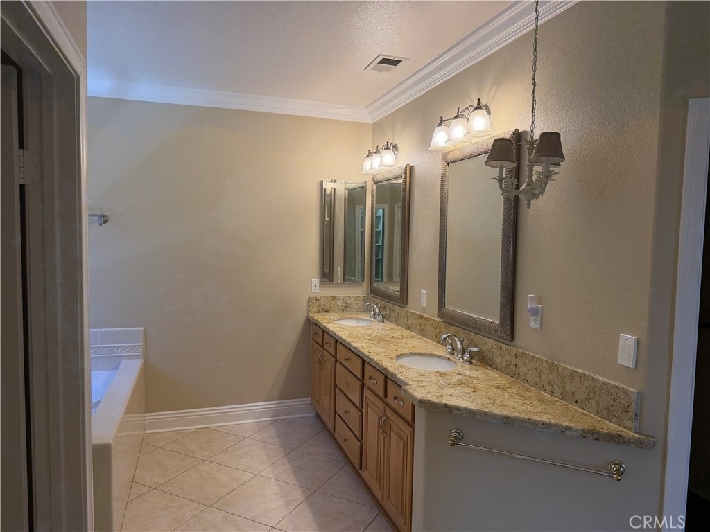 31581 Lakeridge Court - Photo 15