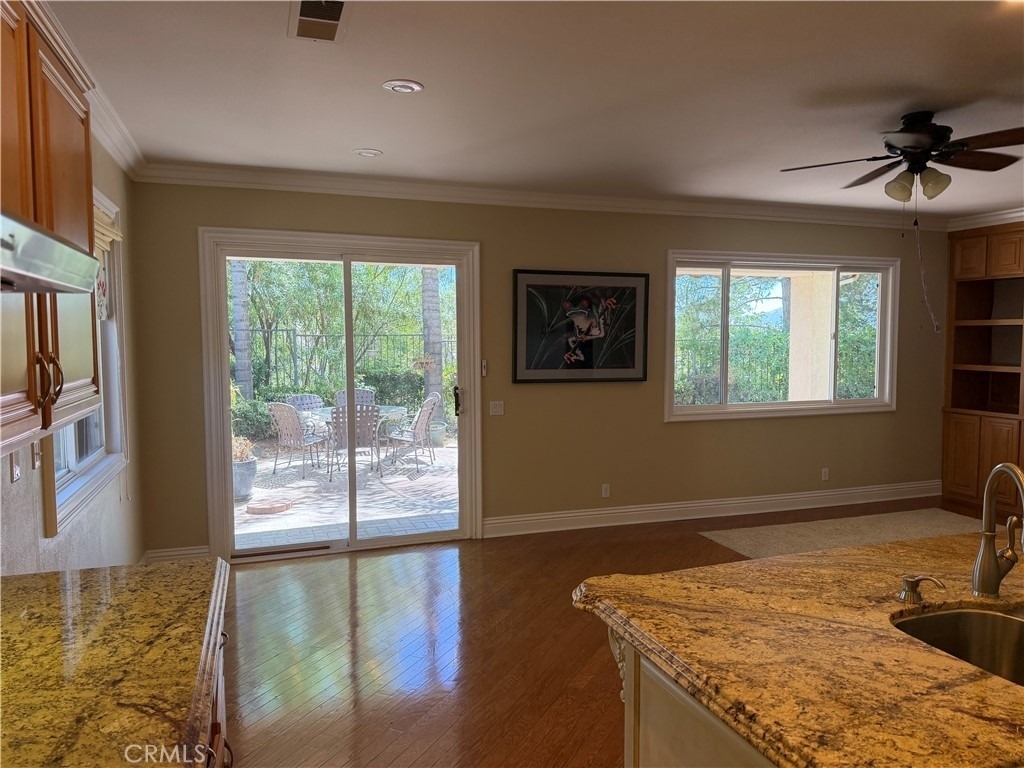 31581 Lakeridge Court - Photo 31