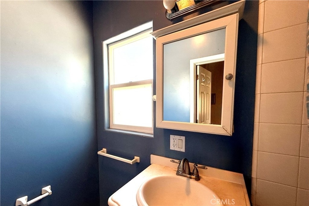 1335 N Alexandria Avenue - Photo 6
