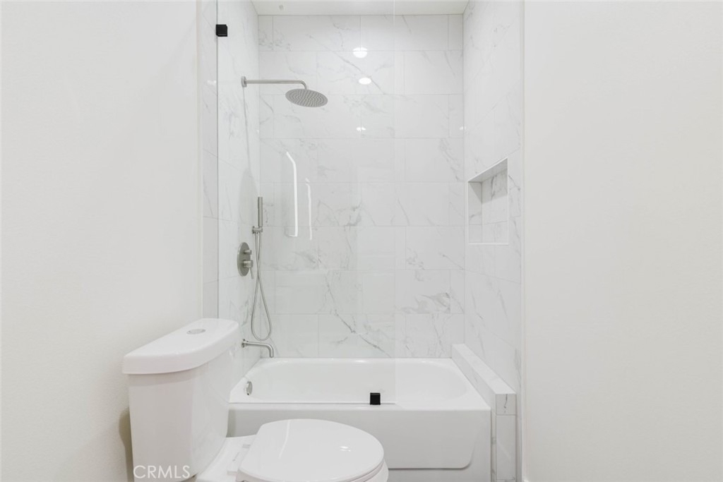 5732 Willowcrest Avenue - Photo 15