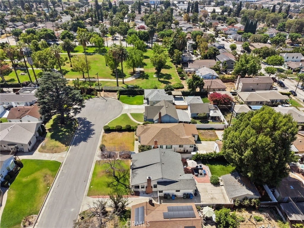 6013 Gregory - Photo 39