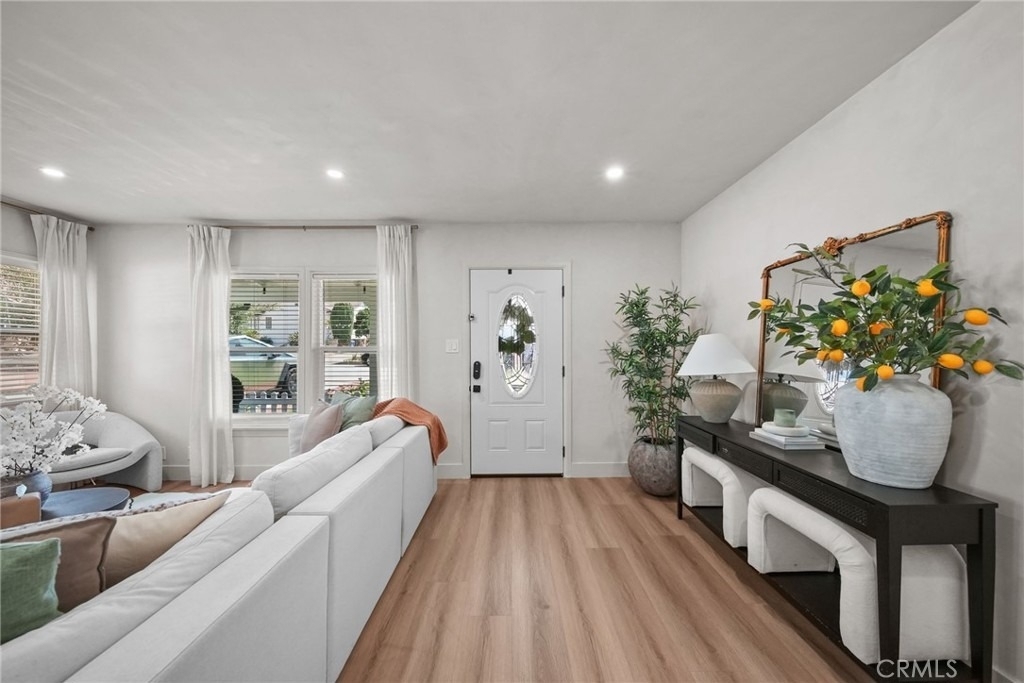 6013 Gregory - Photo 8