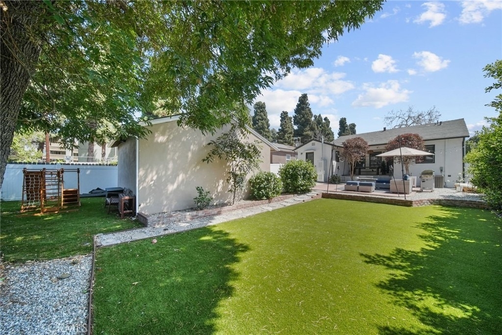 6013 Gregory - Photo 35