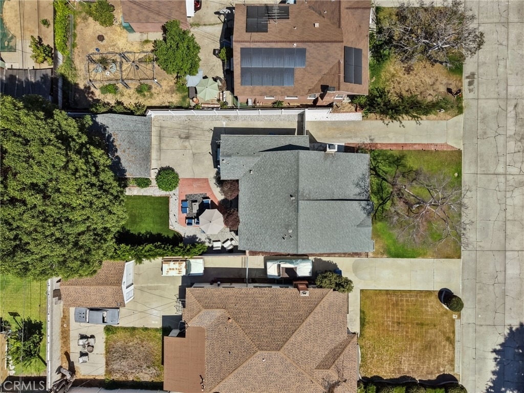 6013 Gregory - Photo 37