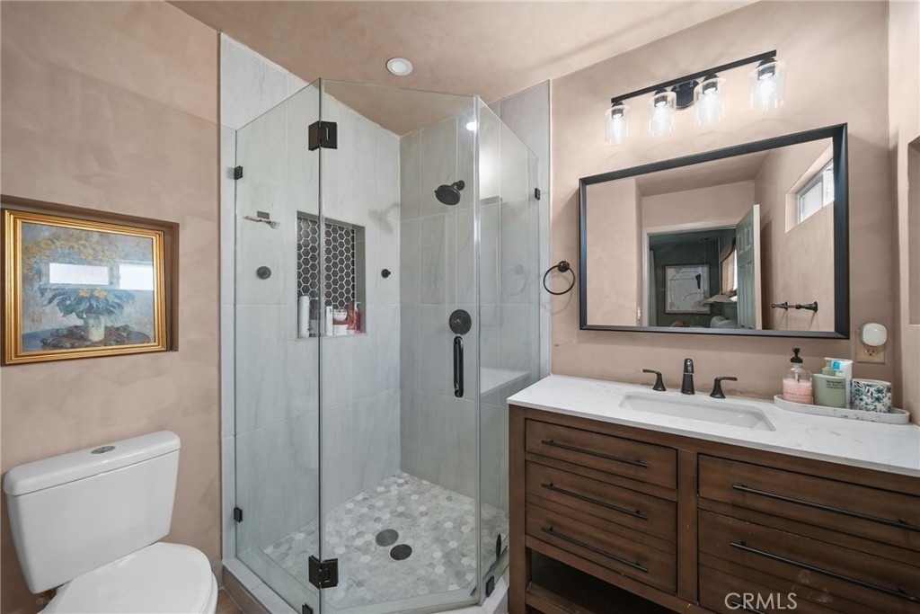 6013 Gregory - Photo 24