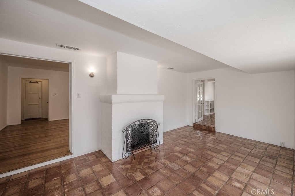 6229 Agnes Avenue - Photo 15