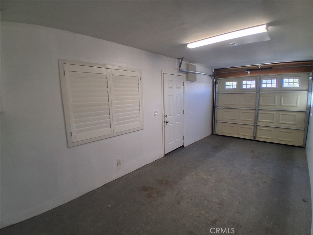 13716 Hoyt - Photo 11