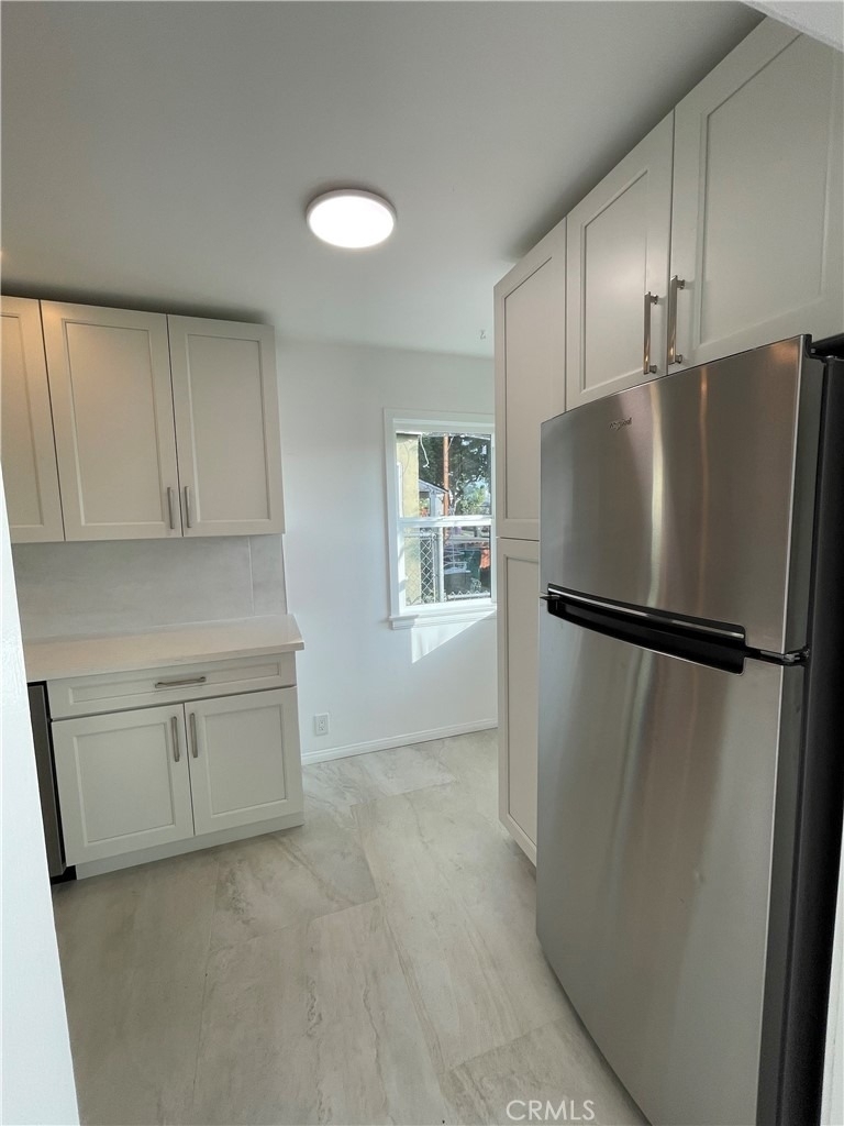 357 E Plenty Street - Photo 3