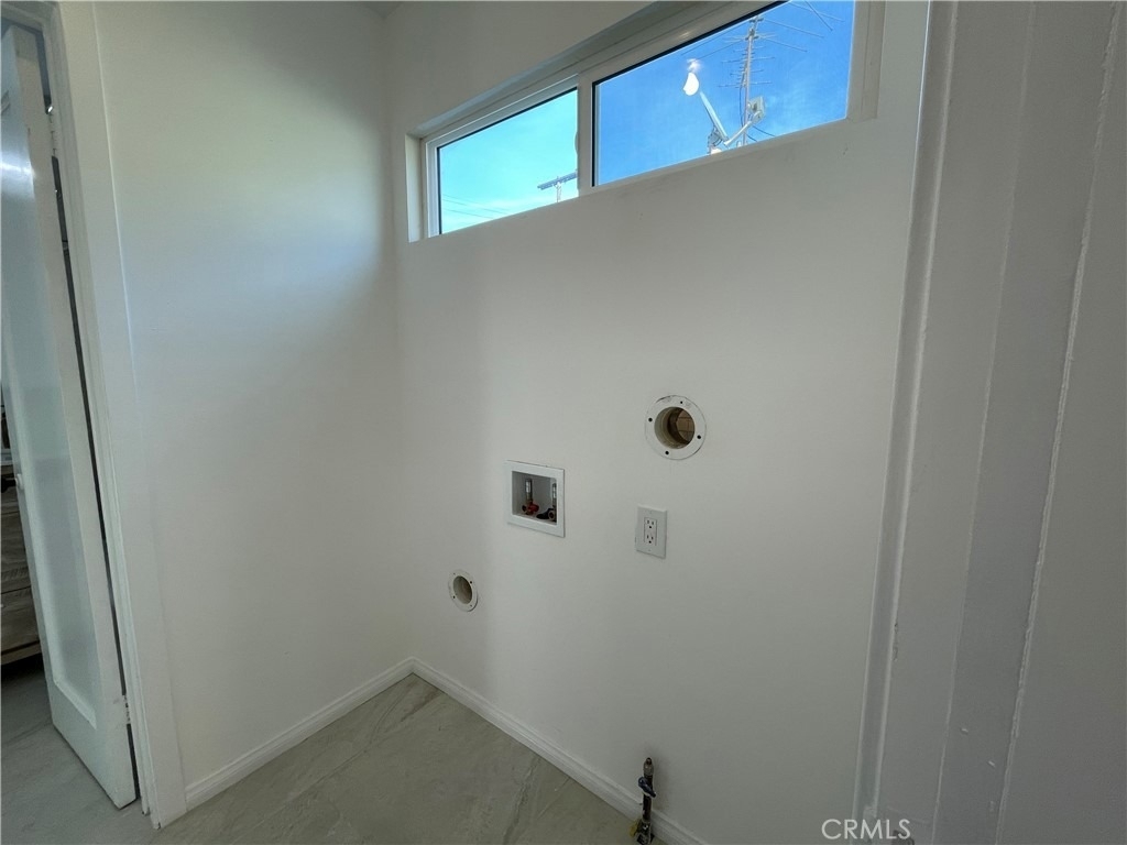 357 E Plenty Street - Photo 11