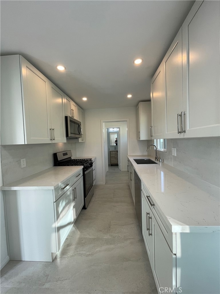 357 E Plenty Street - Photo 4