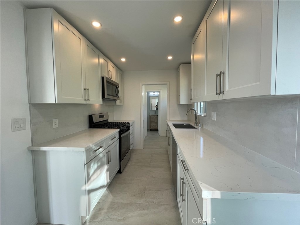 357 E Plenty Street - Photo 8