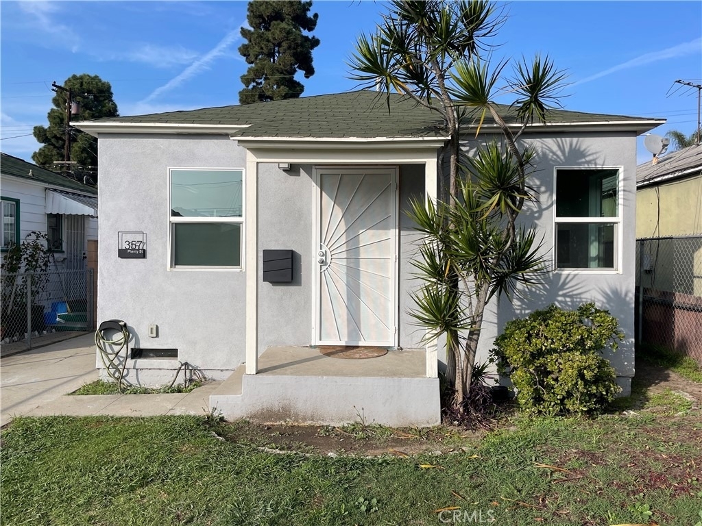 357 E Plenty Street - Photo 0