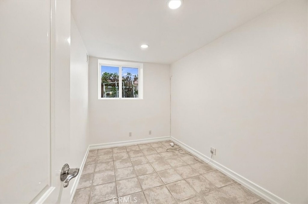 137 Lyndon Street - Photo 33