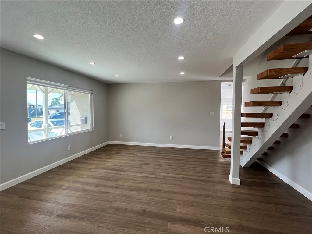 15785 Stanbrook Drive - Photo 11