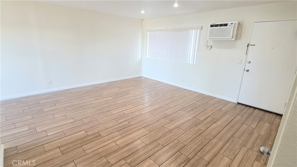 15351 Orange Avenue - Photo 7