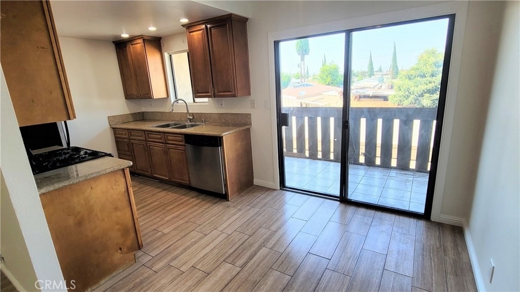 15351 Orange Avenue - Photo 4