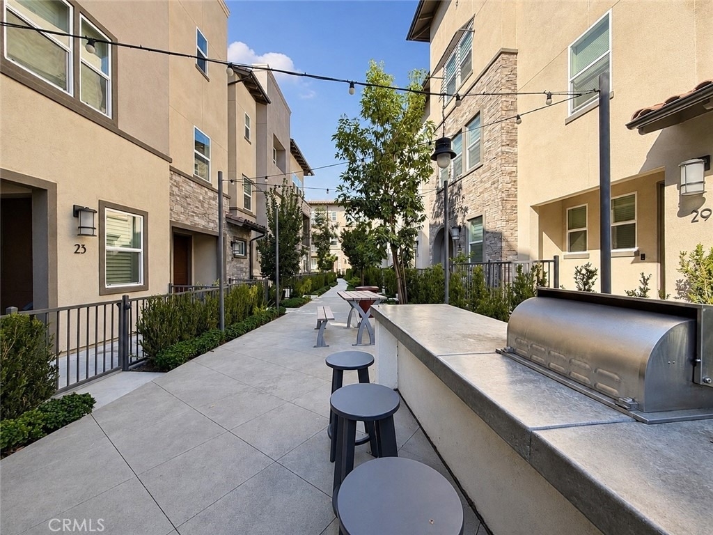 23 Sanctuary - Photo 19