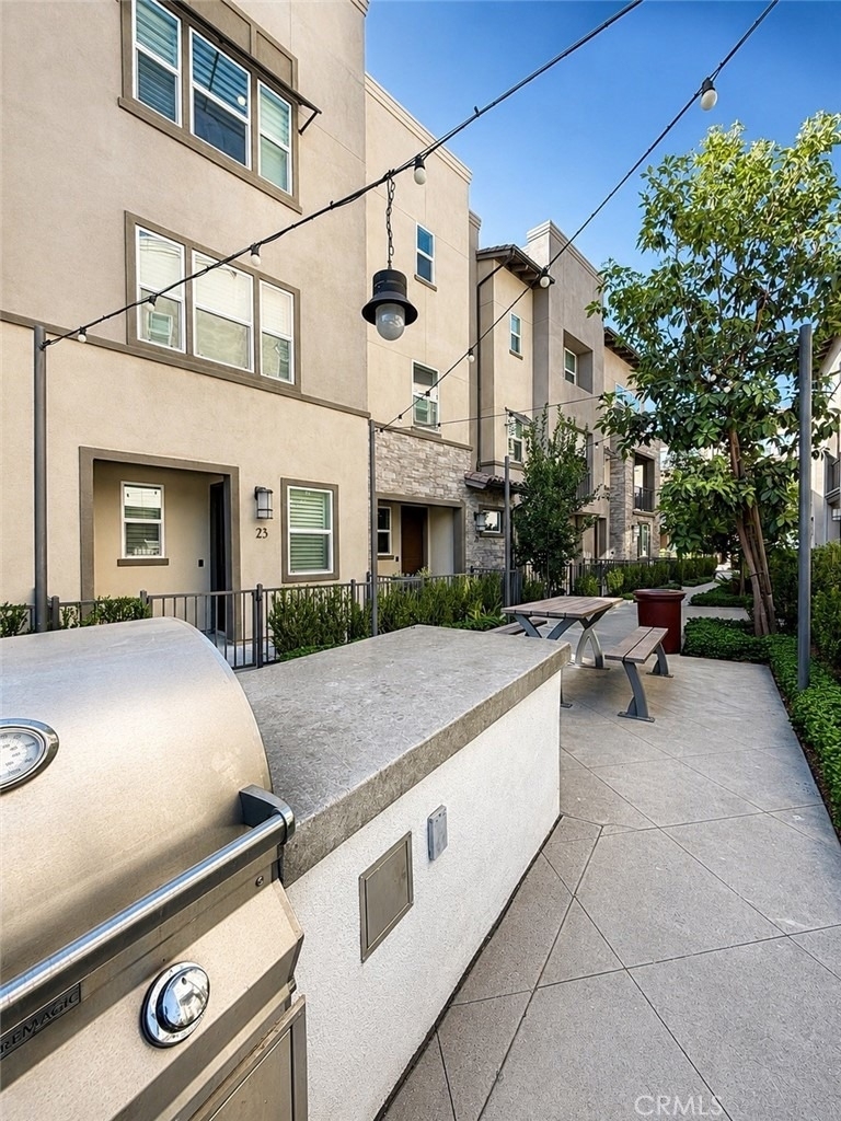 23 Sanctuary - Photo 18