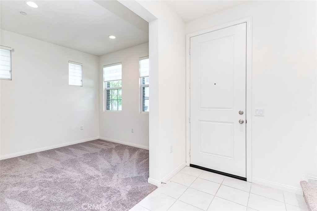 6996 Cottonwood Lane - Photo 4